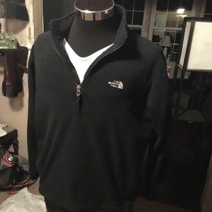 North face 1/2 zip